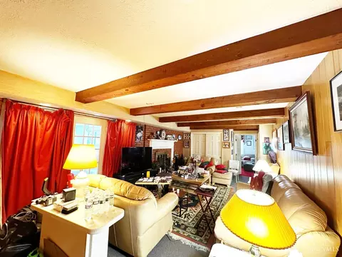 Living - 435 Lafayette Ave, Cincinnati, OH 45220 photo 4 of 5