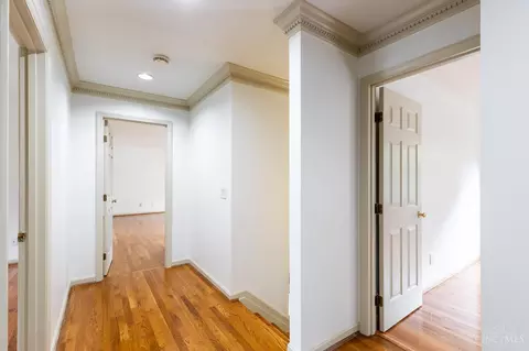 Entry Way - 8931 Terwilligers Trl, Montgomery, OH 45249 photo 5 of 5