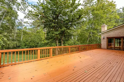 Exterior - 8931 Terwilligers Trl, Montgomery, OH 45249 photo 8 of 13