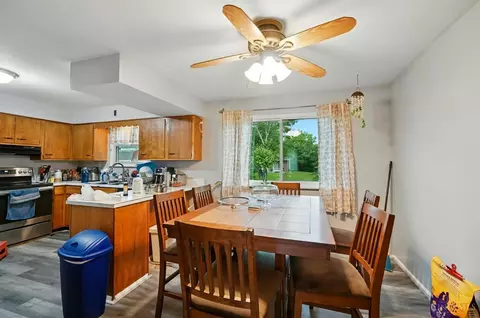 Dining - 848 Hanson Dr, Forest Park, OH 45240 photo 1 of 1