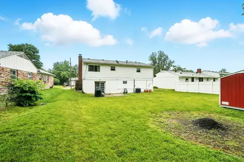Exterior - 848 Hanson Dr, Forest Park, OH 45240 photo 6 of 8