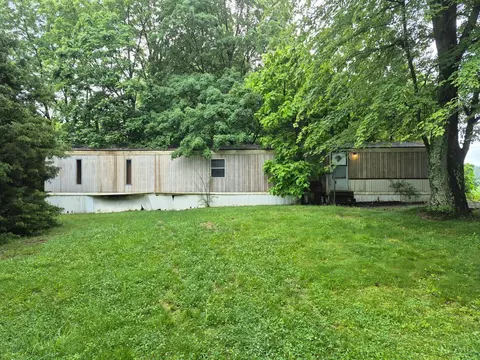 4162 Hageman Crossing Rd, Williamsburg, OH 45176