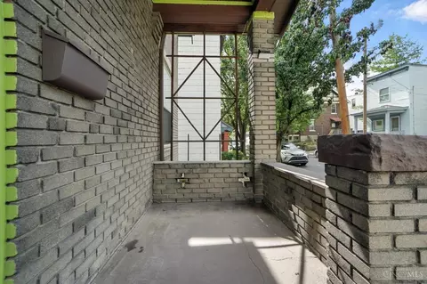 Exterior - 343 Ada St, Cincinnati, OH 45219 photo 5 of 18