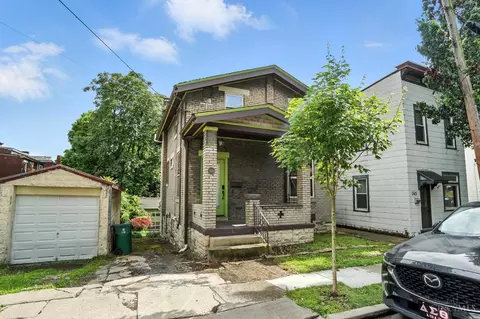 Exterior - 343 Ada St, Cincinnati, OH 45219 photo 3 of 18