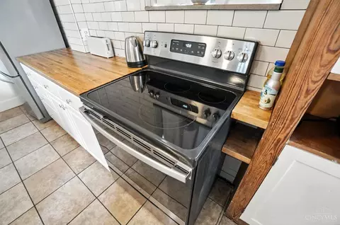 Kitchen - 343 Ada St, Cincinnati, OH 45219 photo 6 of 7