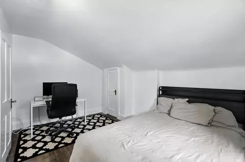 Bedroom - 343 Ada St, Cincinnati, OH 45219 photo 6 of 7