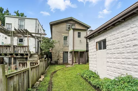 Exterior - 343 Ada St, Cincinnati, OH 45219 photo 9 of 18