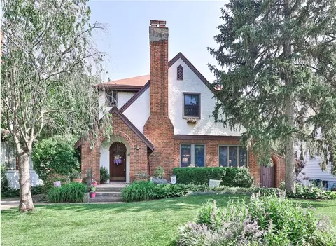 1254 Avon Dr, Cincinnati, OH 45229