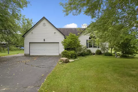 648 Odenwald Dr, Fayetteville, OH 45118