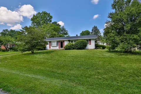 9197 Long Ln, Cincinnati, OH 45231