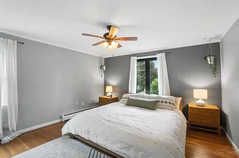 Bedroom - 3862 Settle Rd, Mariemont, OH 45227 photo 1 of 9