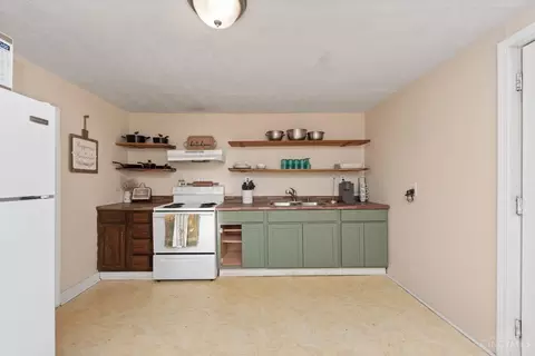 Kitchen - 3722 Coon Ave, Williamsburg, OH 45176 photo 2 of 3