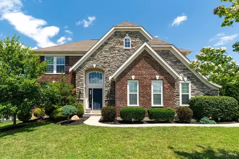 1207 Fox Horn Ct, Milford, OH 45150
