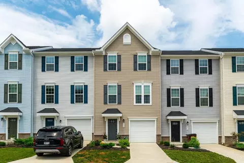 832 Blackcomb Dr, Cincinnati, OH 45244