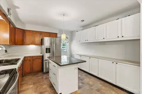 1001 Gaskins Rd, Cincinnati, OH 45245 photo 10