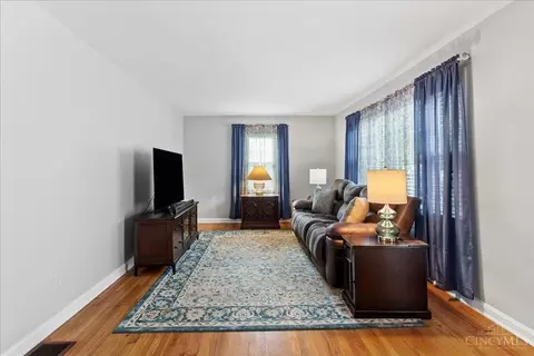 1001 Gaskins Rd, Cincinnati, OH 45245 photo 6
