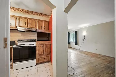 969 Glenna Dr, Cincinnati, OH 45238 photo 17