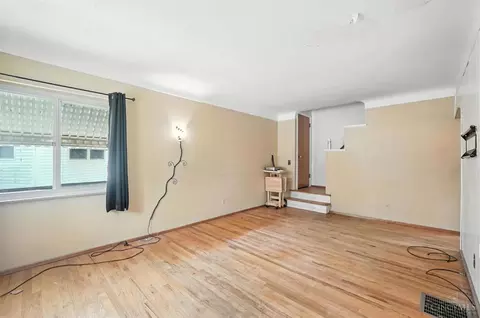 969 Glenna Dr, Cincinnati, OH 45238 photo 3