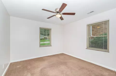 Bedroom - 1127 Glenna Dr, Cincinnati, OH 45238 photo 3 of 4