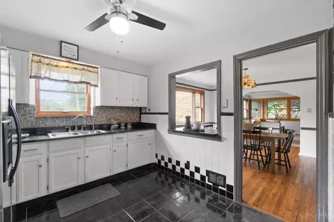 2950 Sheldon Ave, Cincinnati, OH 45239 photo 14