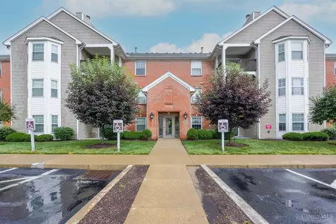 4320 Regency Ridge Ct, Cincinnati, OH 45248