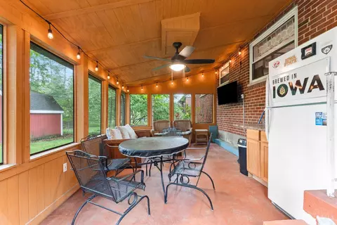 Exterior - 1465 Dordine Ln, Cincinnati, OH 45231 photo 2 of 9