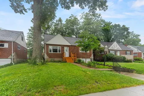 Exterior - 1465 Dordine Ln, Cincinnati, OH 45231 photo 9 of 9