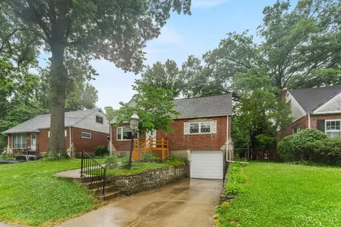 Exterior - 1465 Dordine Ln, Cincinnati, OH 45231 photo 8 of 9