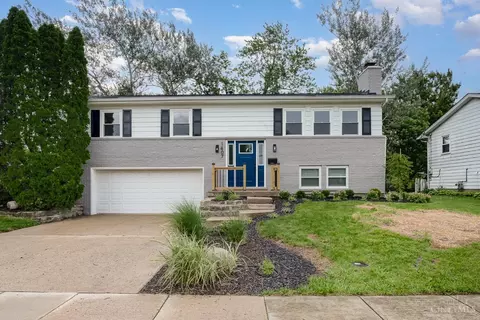 1407 Southwind Dr, Mason, OH 45040