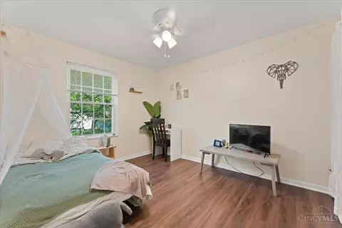 Bedroom - 4835 Stoneybrook Rd, Cincinnati, OH 45244 photo 3 of 3