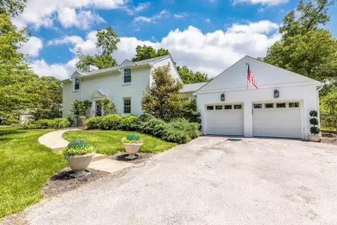 6550 Drake Rd, Cincinnati, OH 45243