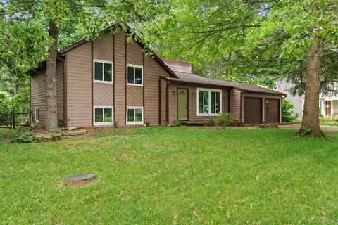8146 Creek Woods Pl, Maineville, OH 45039