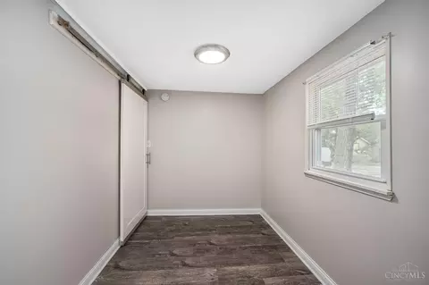 Entry Way - 6830 Merwin Ave, Cincinnati, OH 45227 photo 1 of 2