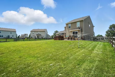 Exterior - 1675 Mounts Rd, Maineville, OH 45039 photo 9 of 9
