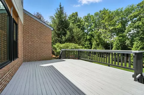 Exterior - 836 Dorgene Ln, Cincinnati, OH 45244 photo 5 of 24