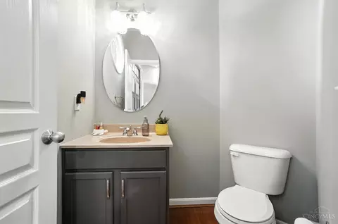 Bath - 836 Dorgene Ln, Cincinnati, OH 45244 photo 1 of 9