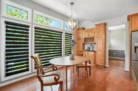Dining - 836 Dorgene Ln, Cincinnati, OH 45244 photo 5 of 7