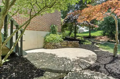Exterior - 836 Dorgene Ln, Cincinnati, OH 45244 photo 18 of 24