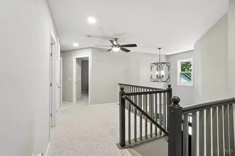 Entry Way - 836 Dorgene Ln, Cincinnati, OH 45244 photo 8 of 13