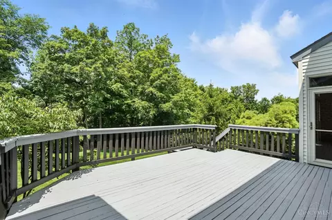 Exterior - 836 Dorgene Ln, Cincinnati, OH 45244 photo 6 of 24