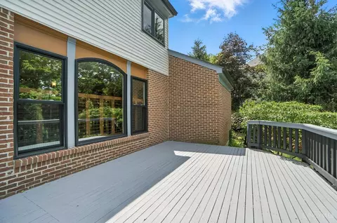 Exterior - 836 Dorgene Ln, Cincinnati, OH 45244 photo 7 of 24