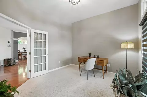Entry Way - 836 Dorgene Ln, Cincinnati, OH 45244 photo 6 of 13