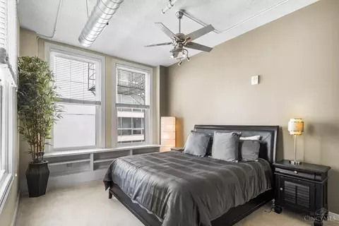 18 Fourth St, Cincinnati, OH 45202 photo 32