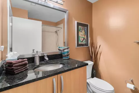 18 Fourth St, Cincinnati, OH 45202 photo 28