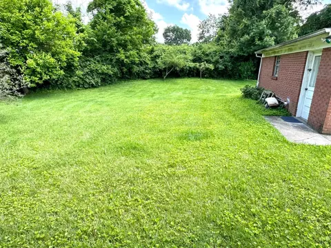 9238 Tag Dr, Cincinnati, OH 45231 photo 12