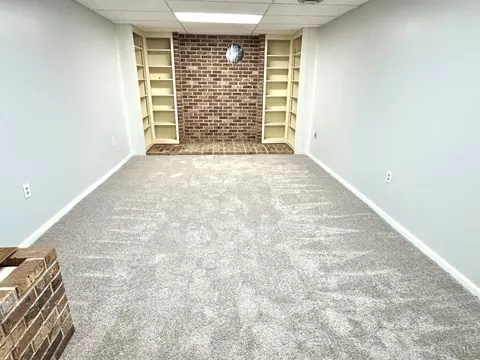9238 Tag Dr, Cincinnati, OH 45231 photo 46
