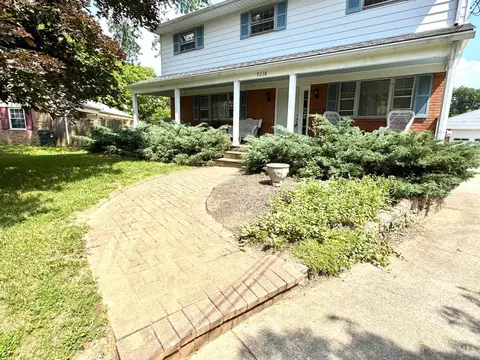 9238 Tag Dr, Cincinnati, OH 45231 photo 3