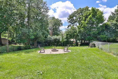 Exterior - 8651 Wicklow Ave, Cincinnati, OH 45236 photo 5 of 9