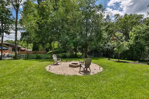 Exterior - 8651 Wicklow Ave, Cincinnati, OH 45236 photo 7 of 9