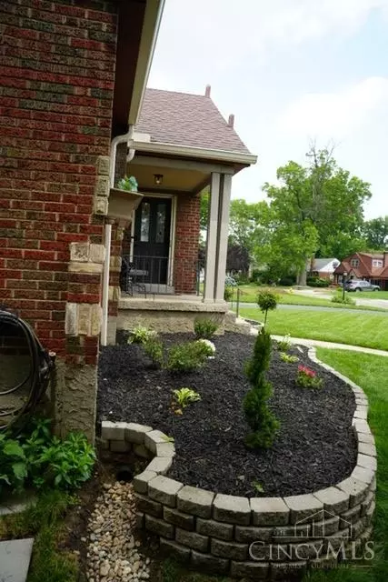 7113 Silver Crest Dr, Cincinnati, OH 45236 photo 5